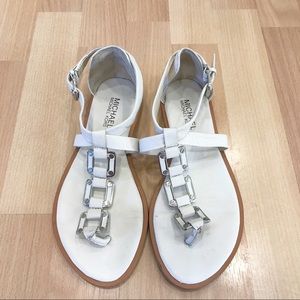 Michael Kors cream flat thong sandals size 7